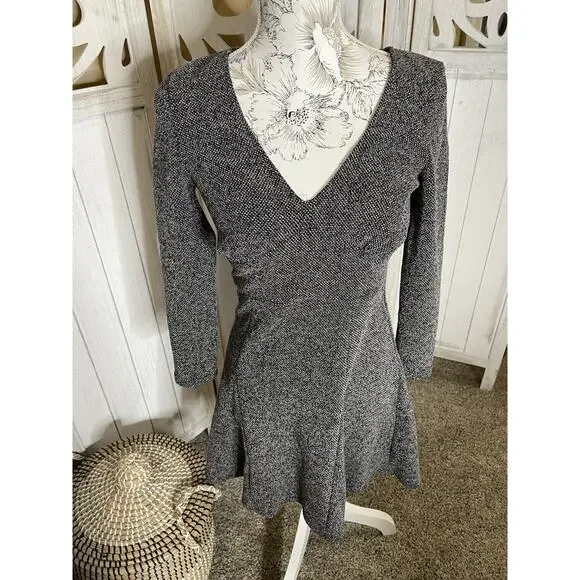 Free People Sweater Knit Fit & Flare Mini Dress Pullover Stretch Size Small - Picture 2 of 6
